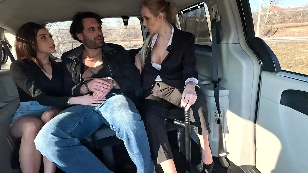 Blonde Detective Florane Russell Gets Down and Dirty