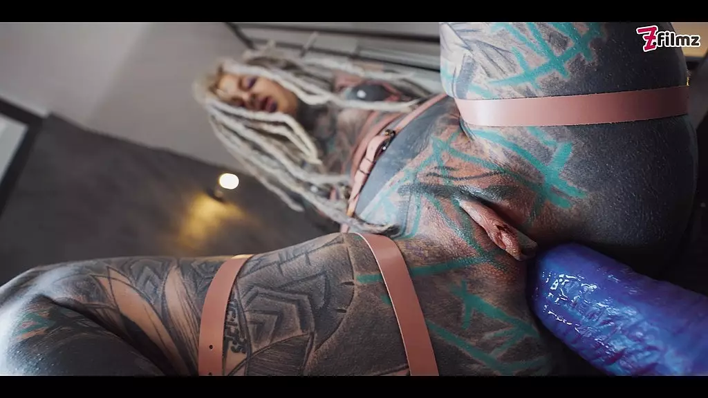 Tattooed Goth Babe Anuskatzz Squirts Hard in Heels