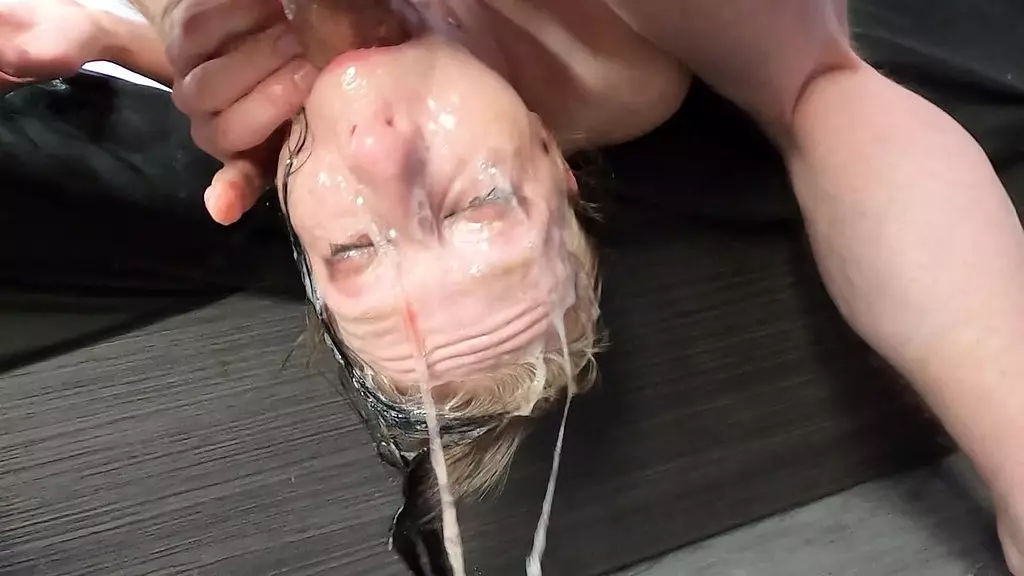 Carolina Love's Insane Anal Debut