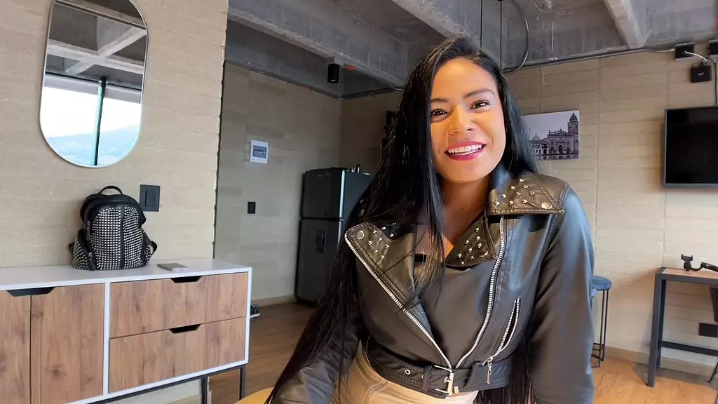Hot Dental Student Flor La Cubanita's Insane Blowjob Casting