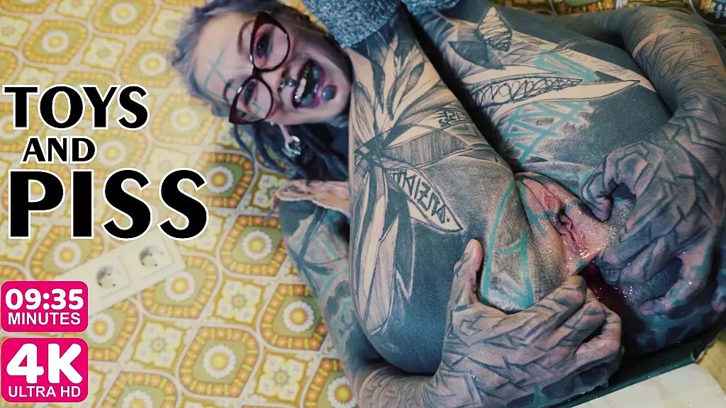 Goth Punk Babe Anuskatzz Anal Plays & Pisses on Books