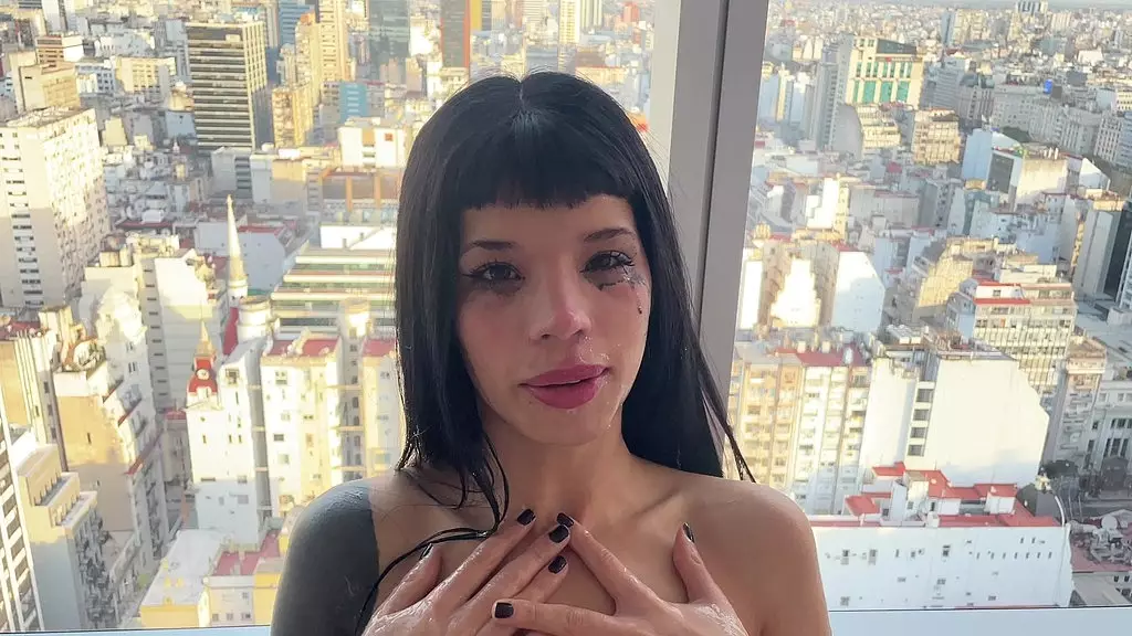 Morning Milk Suck Fest with Alexis and Ayelen