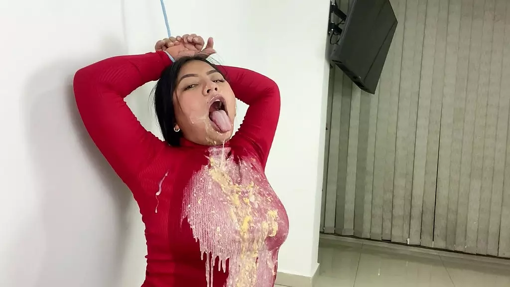 Messy Facefuck with a Curvy BBW