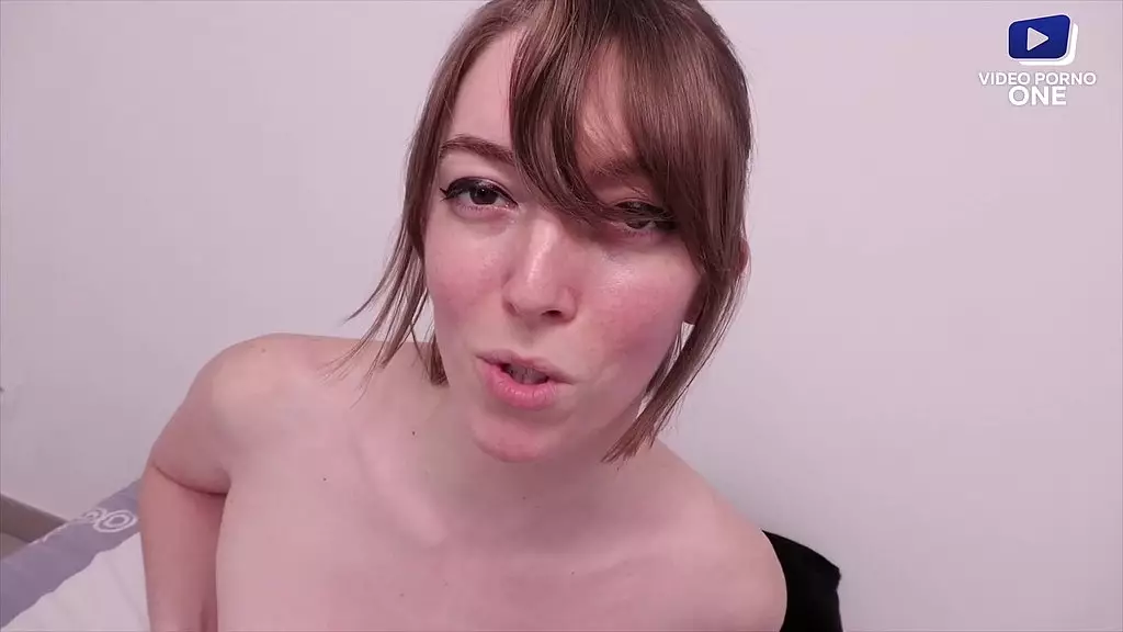 Daisy Deesse Michto Gets Fucked in a Public Toilet