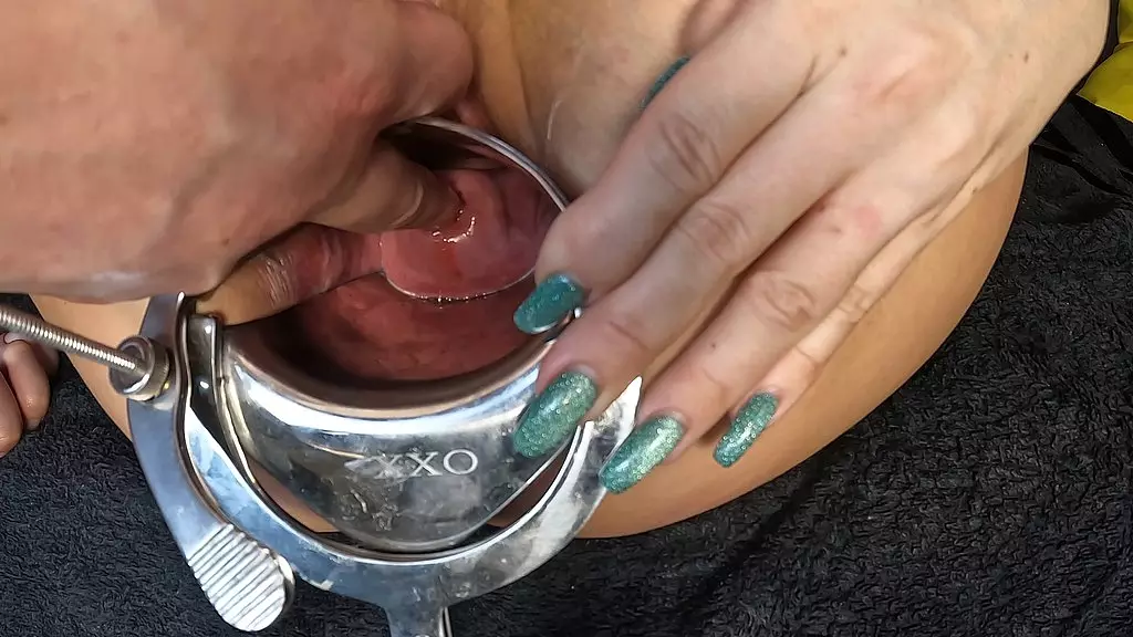 CrazyWifeSlut's Deep Throat Fingering Frenzy