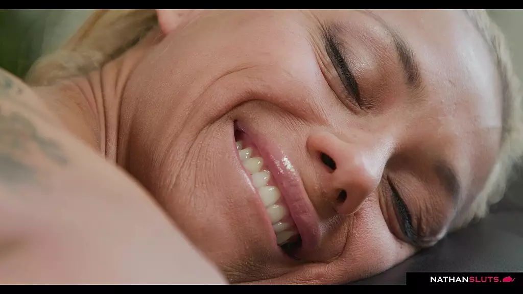 Veronica Leal's Anal Massage Fantasy