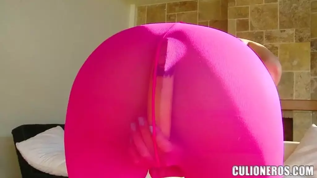 Latina Valentina Nappi's Hardcore Anal Fuck