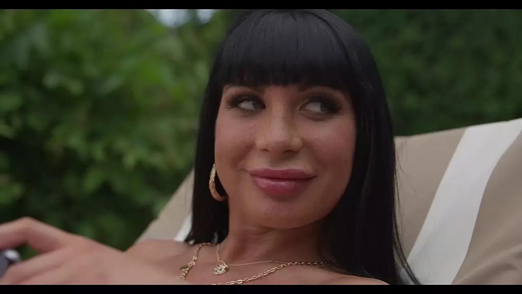 Rainy Day Rendezvous: Valentina's Outdoor Ass Fucking