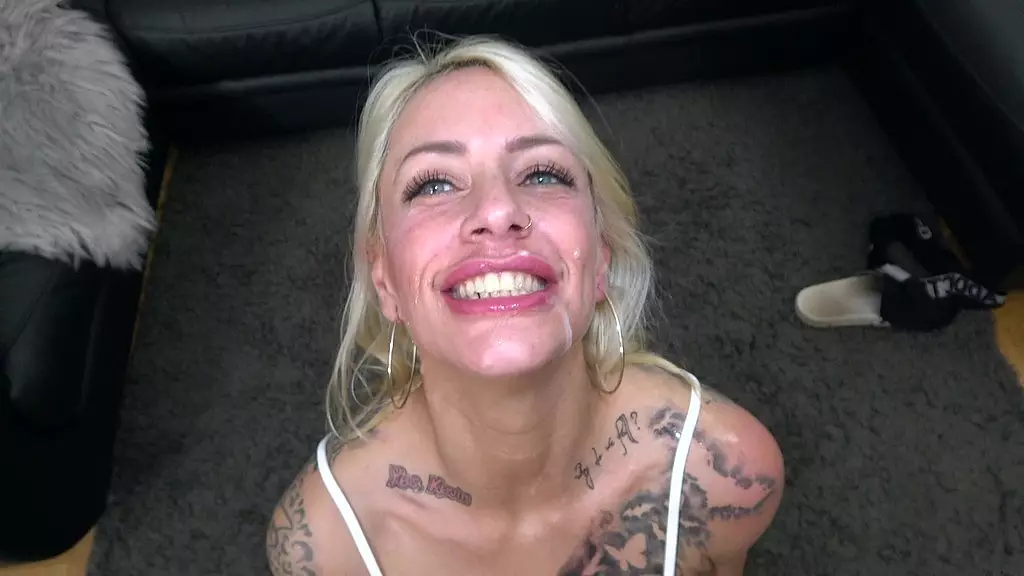 Fit XXX Sandy Takes a Hard Anal Pounding