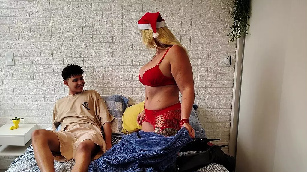 Tiffany Montavani's Naughty Xmas Creampie Surprise
