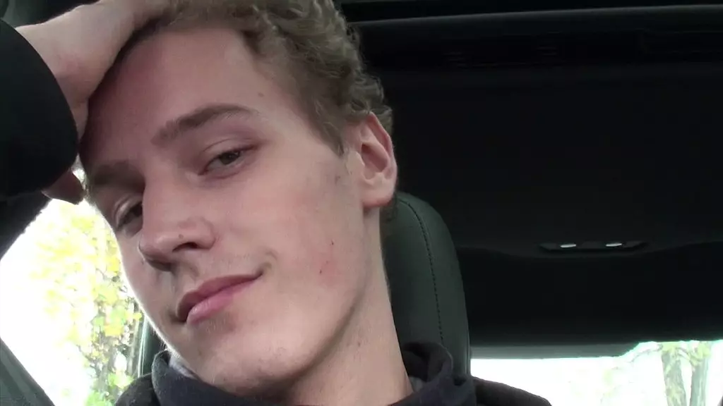 Blonde Hitchhiker Blowjob and Hardcore Fuck