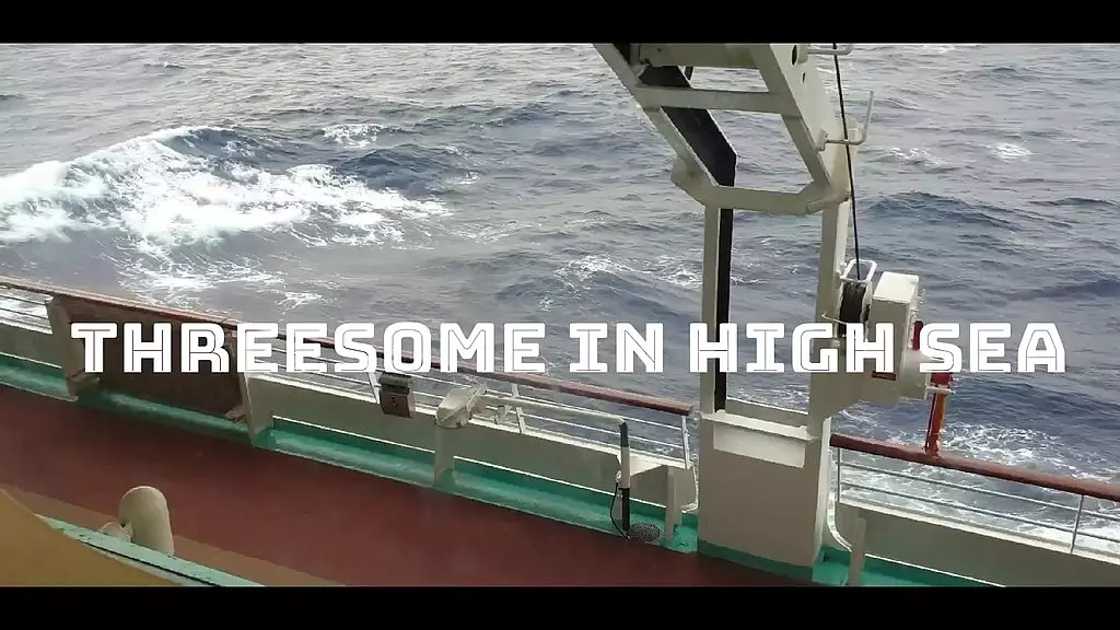 Cruise Cuckold Adventure: Kourtney Love Gets Fucked
