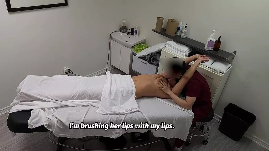 Rita White Milf Gets Anal Creampie in Secret Therapy Massage