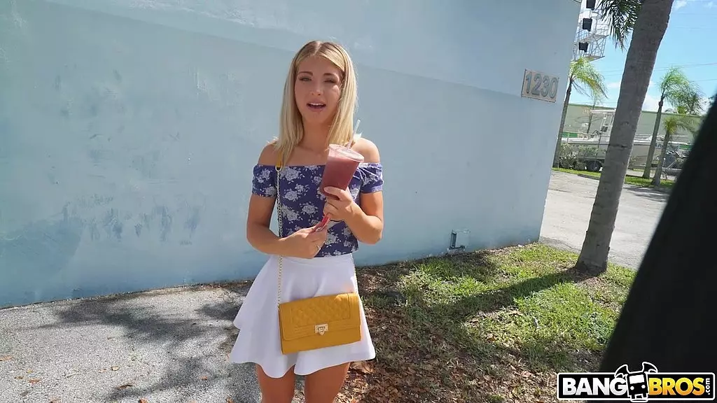Fresh 18yo Latina Babe Begs for Miami Cock