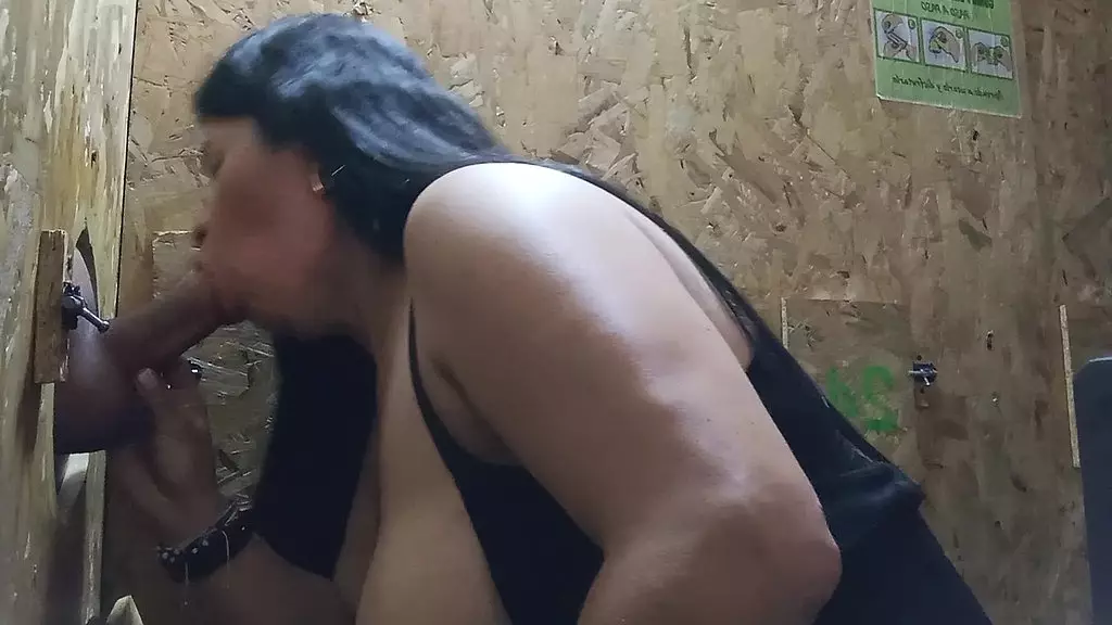Latino Amateur's Anal Debut in Gloryhole