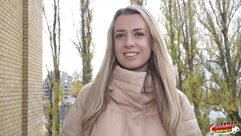 Berlin Pickup: Adriana Sweetblonde Fucked Hard