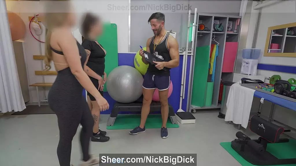 Gay Gym Fuck Fest with Bolivianamimi & Yaetriplex