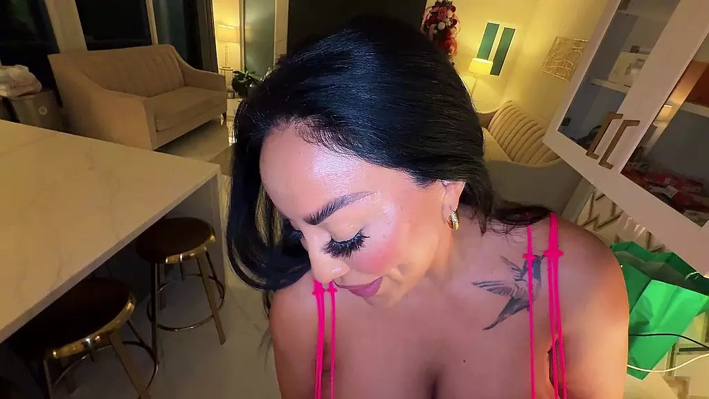 Kiara Mia's Insatiable Big Booty Desire