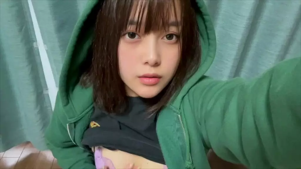 Momoka's Insatiable Winter Desire