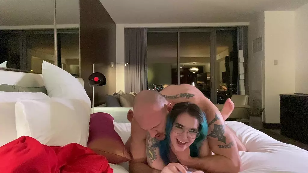 Gia Paige Takes Big Dick Brian's Vacation Pounder