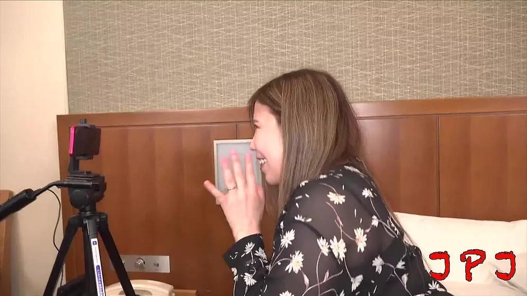 Reiko Igarashi's Naughty Video Call