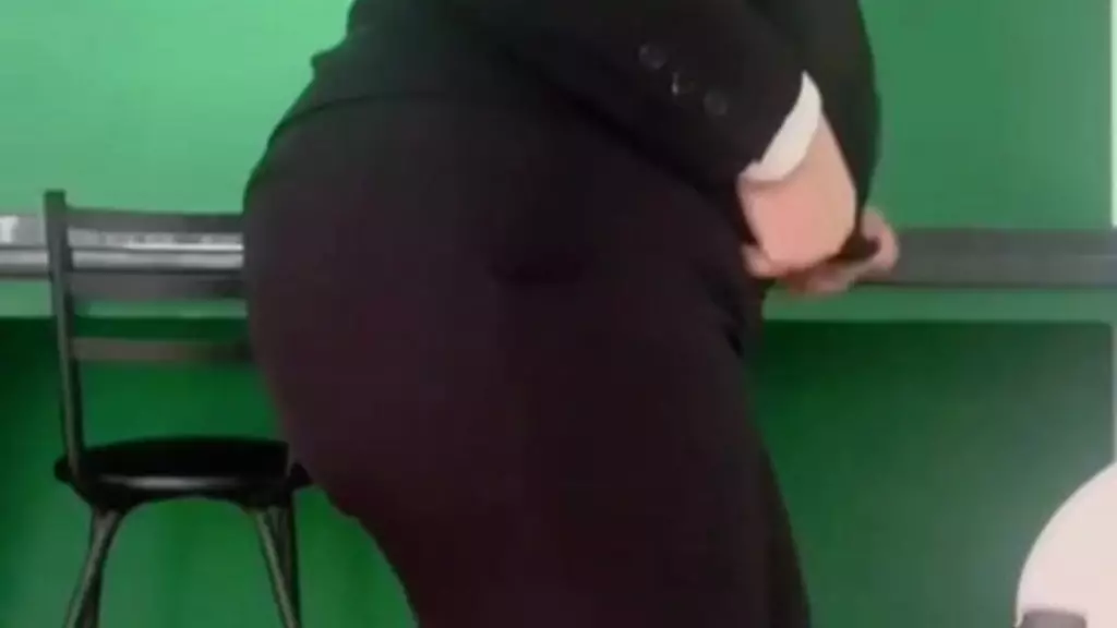 Latina MILF Secretary Julipink Bares All