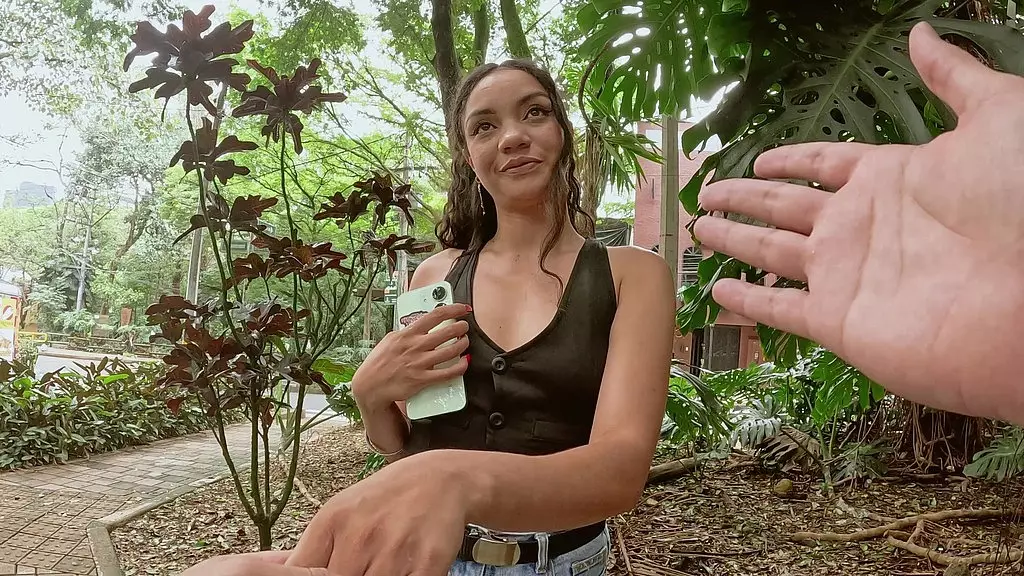 Raw Casting Debut: Andromeda Hot's Naughty Toilet Romp