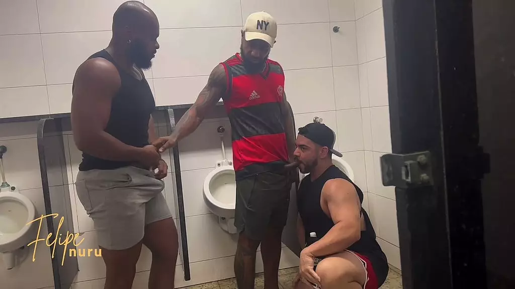 Carnaval Nuru Cuckold Threesome Explosion