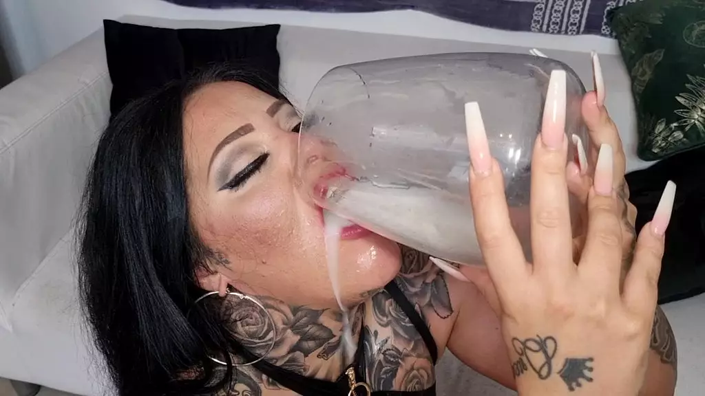 Ashley Cumstar's Wild Anal Piss Party!