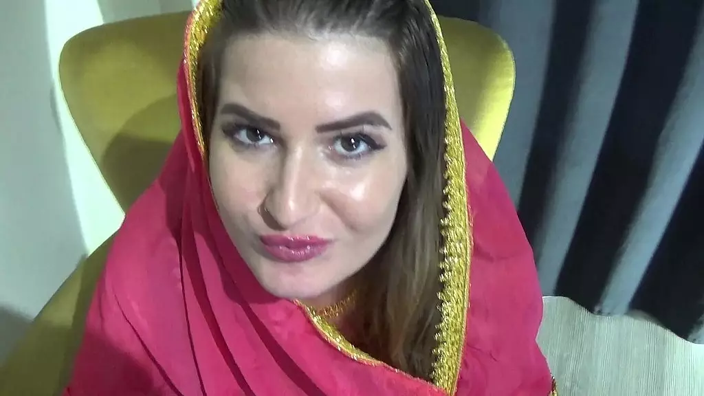 Turkish Beauty Fucked By Iranian Lover