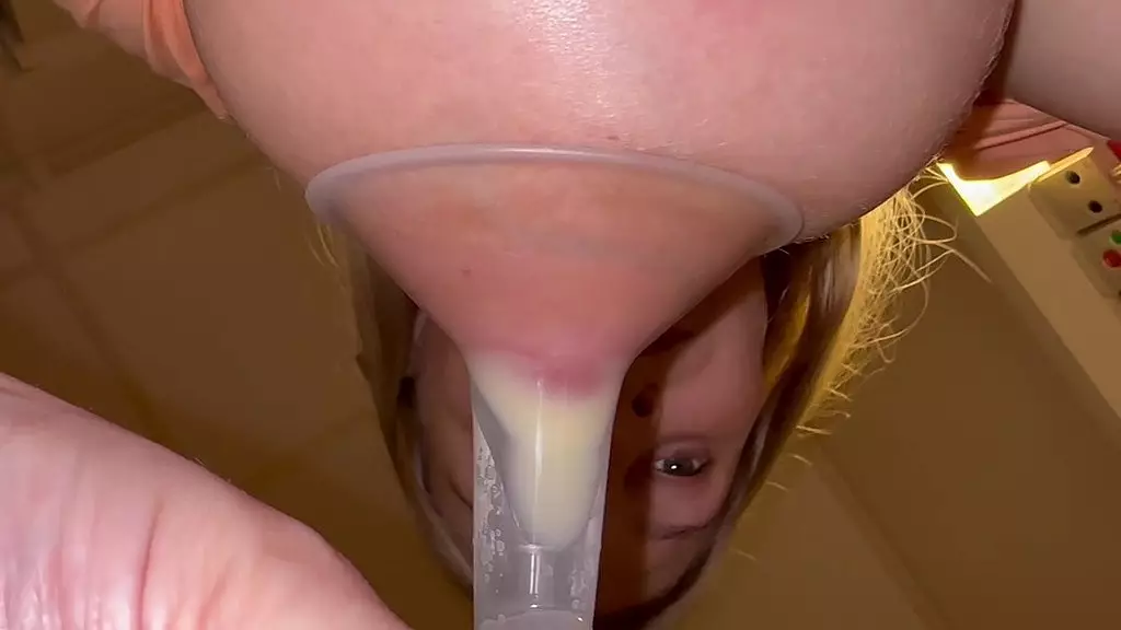 Siswet's Epic 1st Mommy Milk Anal Extravaganza!
