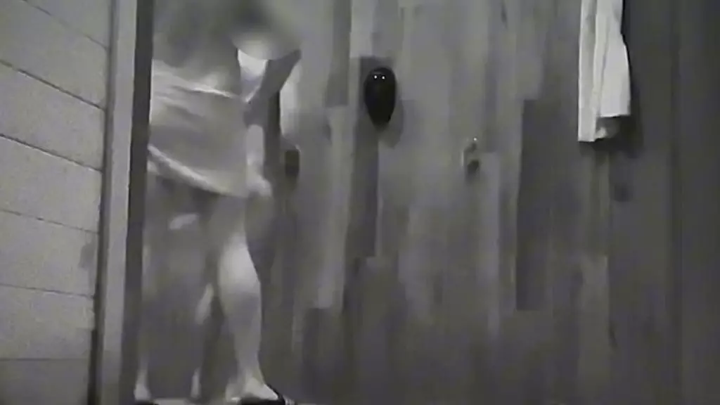 Gym Buddies Caught Fucking in the Shower
