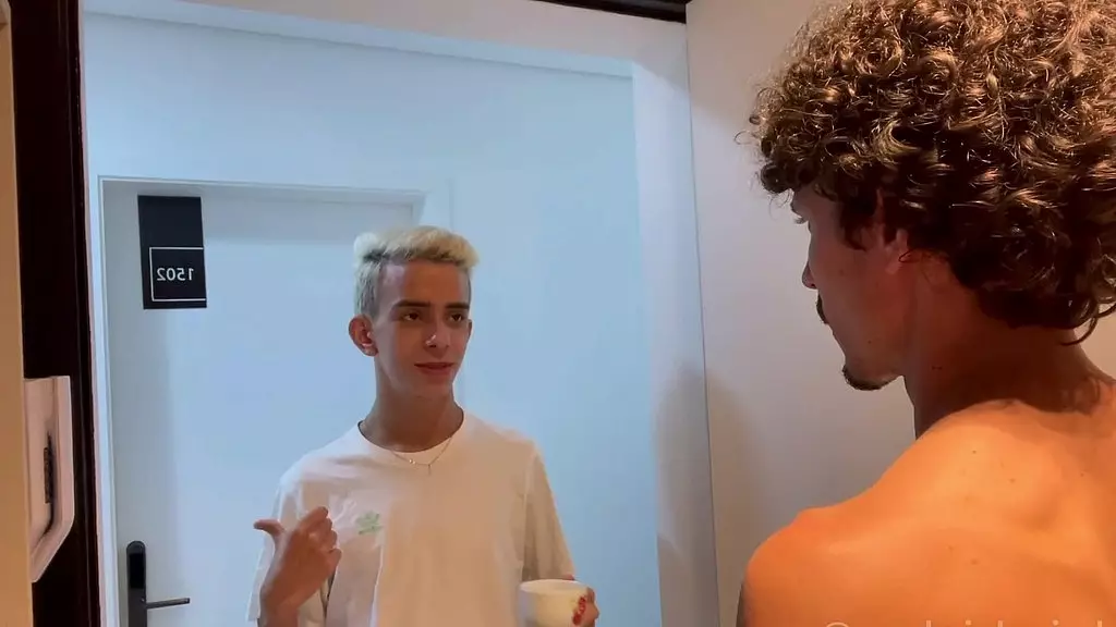 Neighbor Comes for Sugar, Gets Creamy Surprise