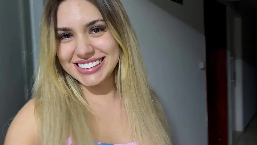 Gabily Castro's Wild Anal Ride with Carlos Hachmann