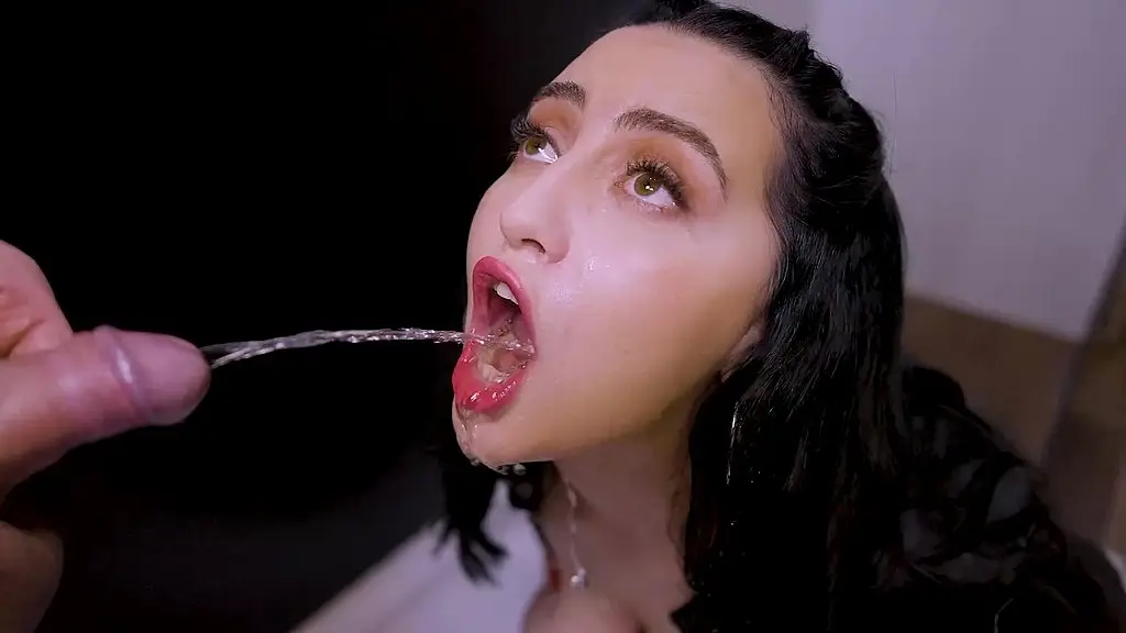 Eva Brooks Piss Play Frenzy