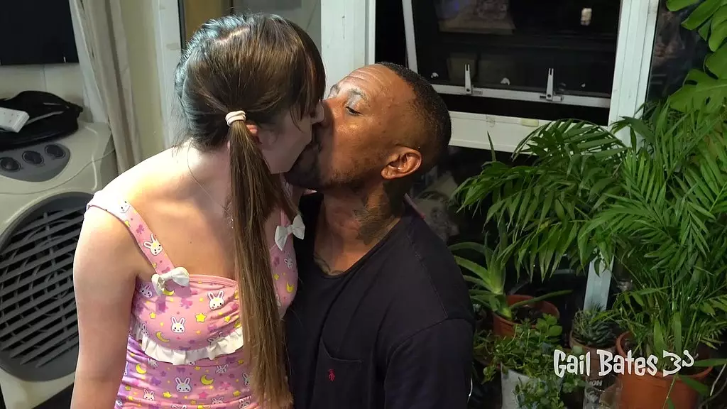 Hotwife Gail Bates Creampied by Daddy's BBC Friends