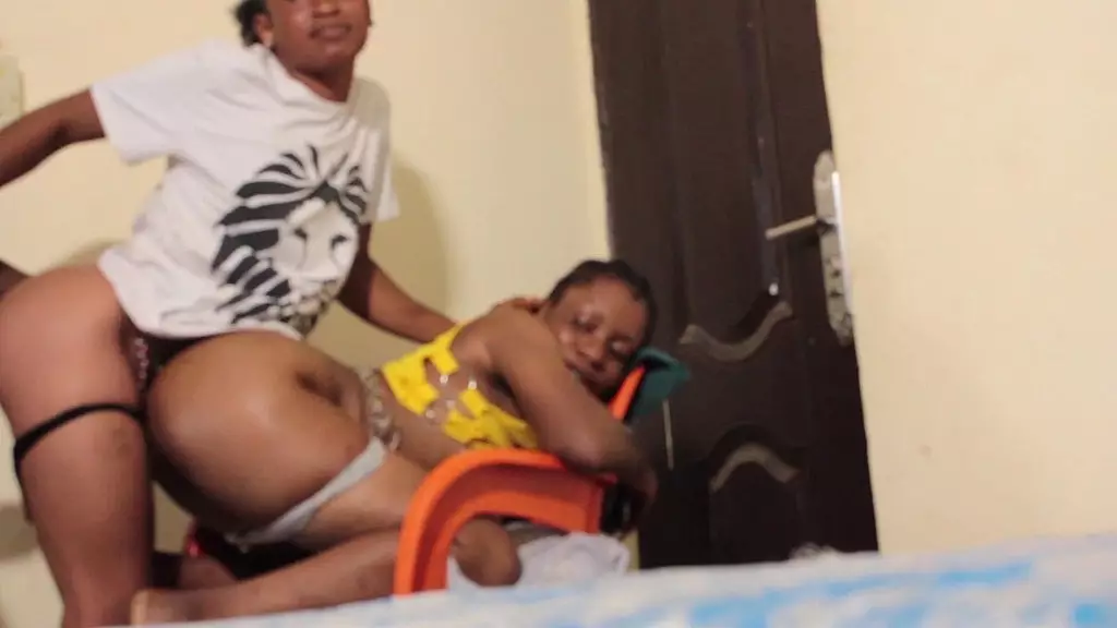 Babrah Itx Takes Charge in Anal Threesome