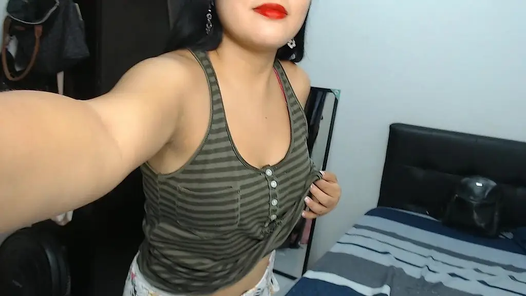 Sisters Peeing on Each Other Get Fucked by Husband