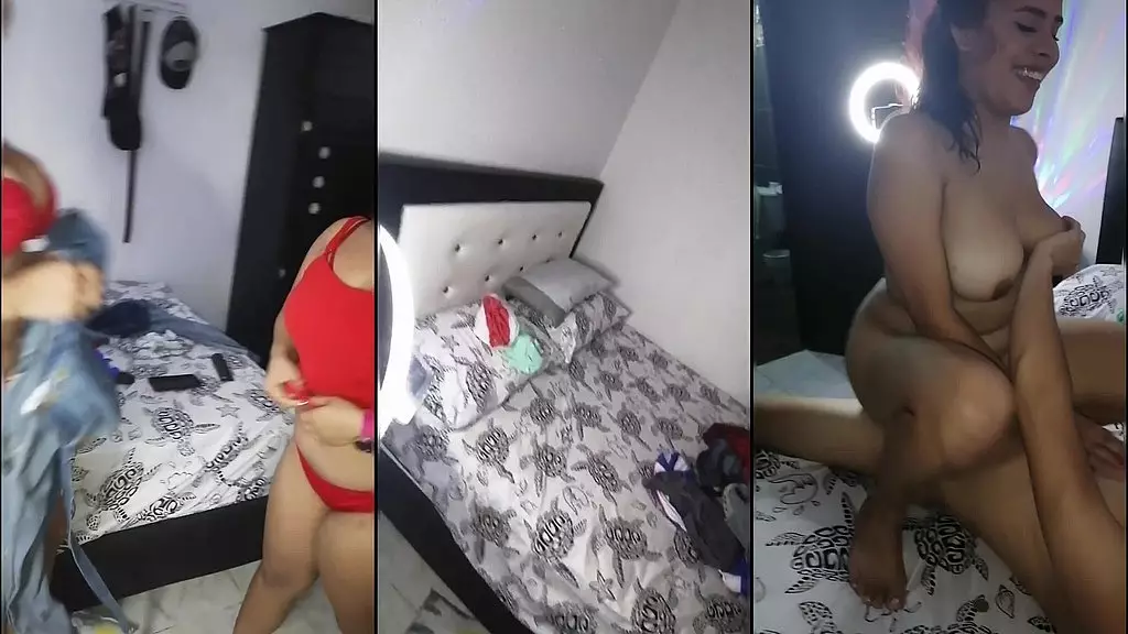 Neighborhood Hookup with 2 Sultry Latinas