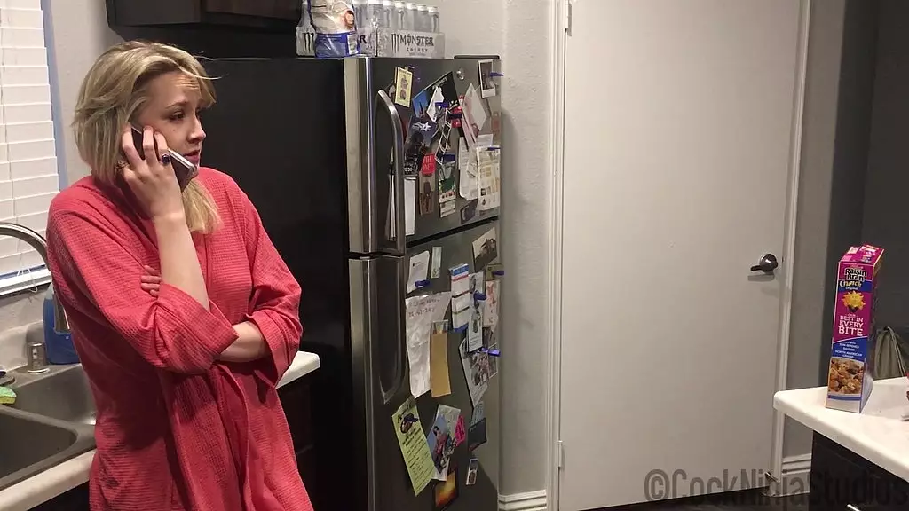 Steamy Christmas Confessions with Busty Latina Milf SmartyKat314