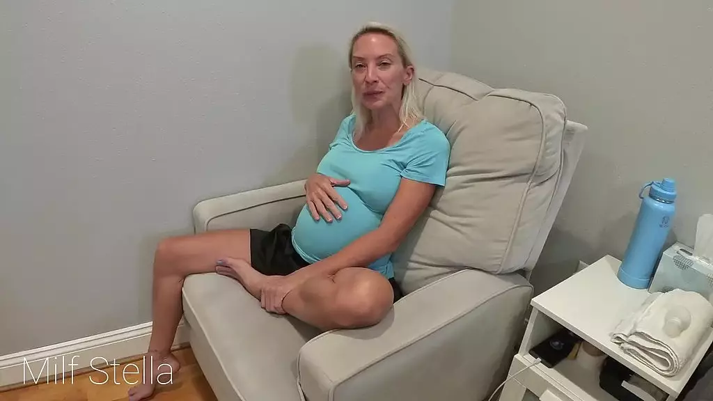 Stepmom's Dirty Mother's Day Surprise