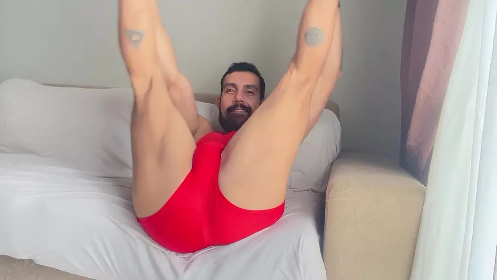 Daniel Sanches Jerks Off in a Wrestling Singlet
