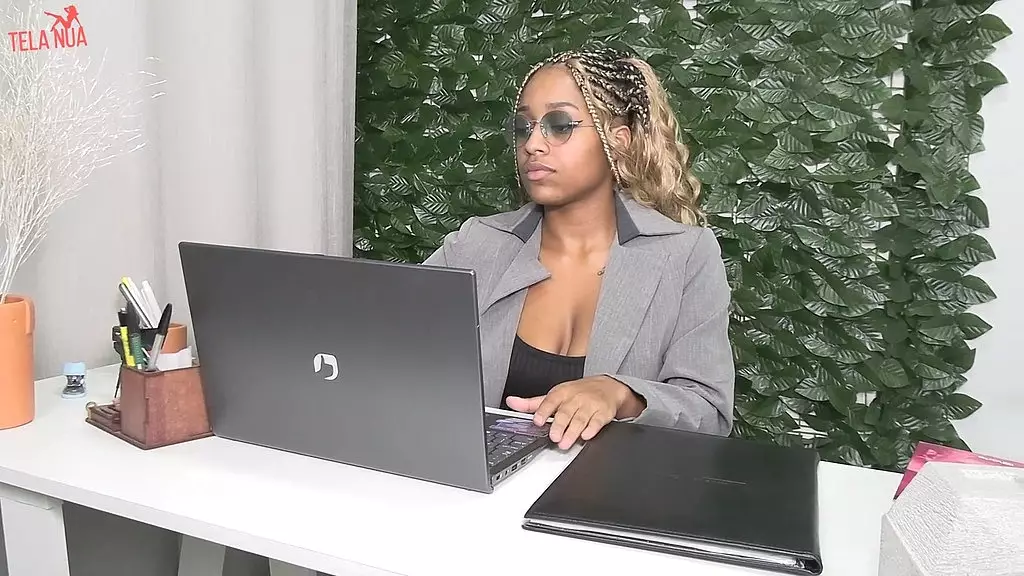 Hot Secretary Vicky Gets Fucked Hard at Work