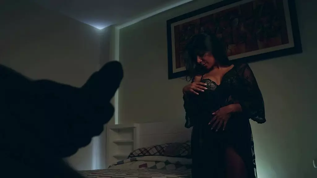 Latina Anal Queen Takes BBC in Her Perfect Pear Ass