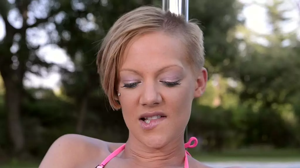 Wet Blonde Bombshell Loulou Petite Teases
