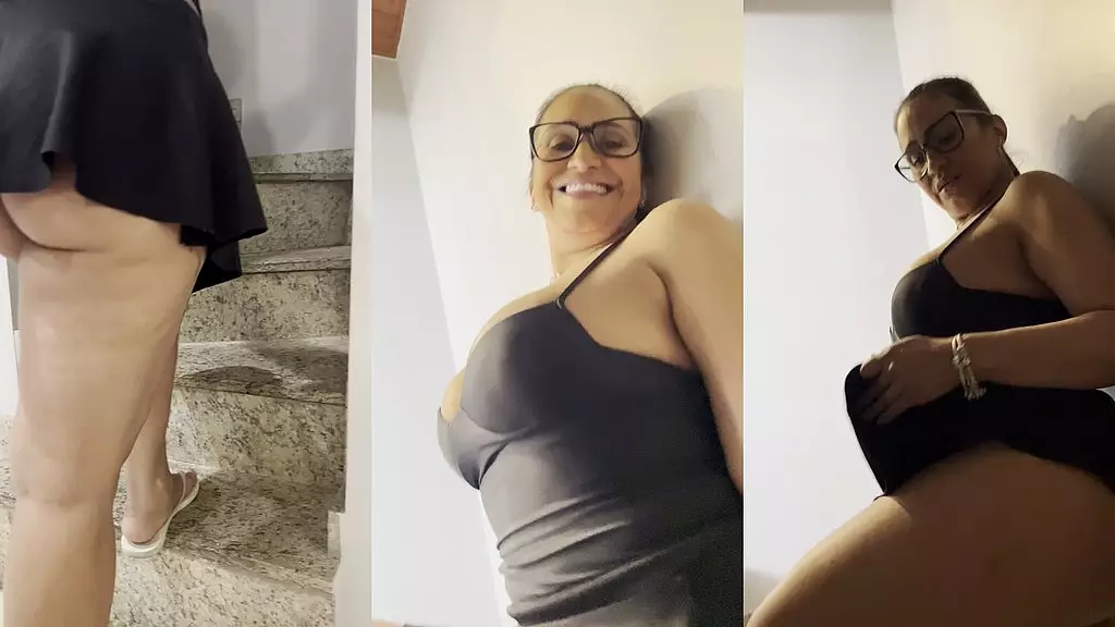 Morena Safada's Insane Interracial Reverse Cowgirl