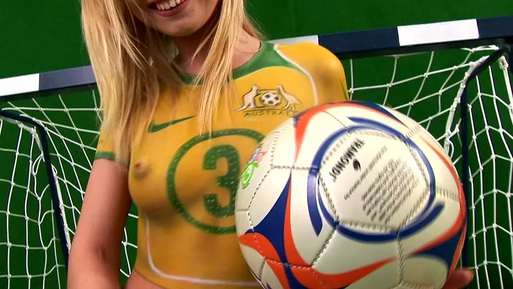 Yasmine Gold's Sizzling World Cup Strip