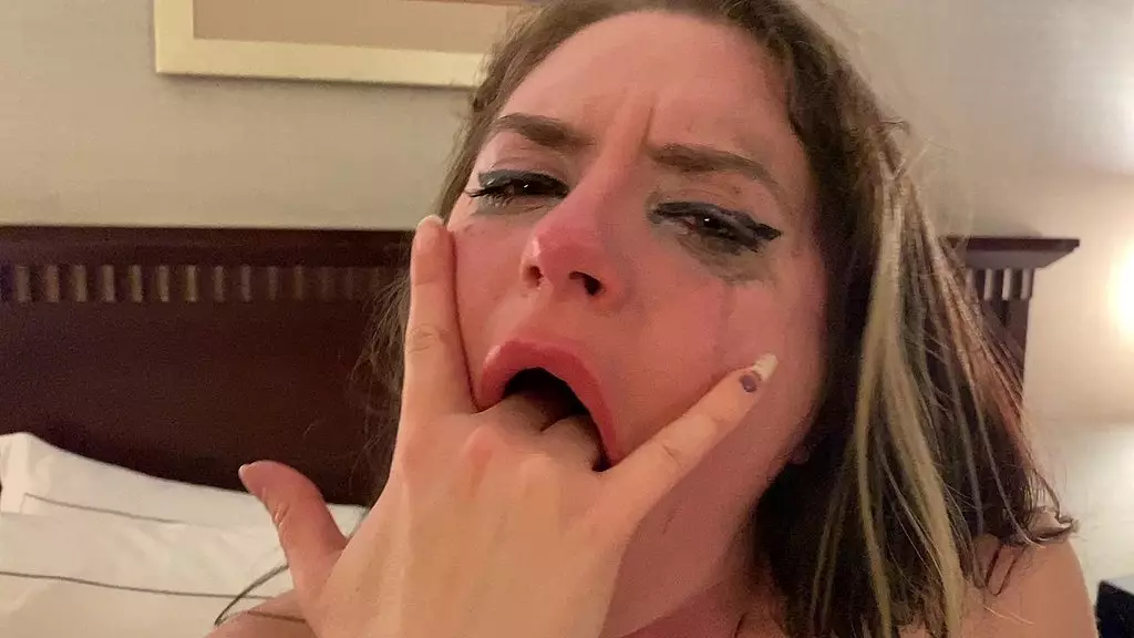 Gagging Queen Dresden Takes It to the Extreme