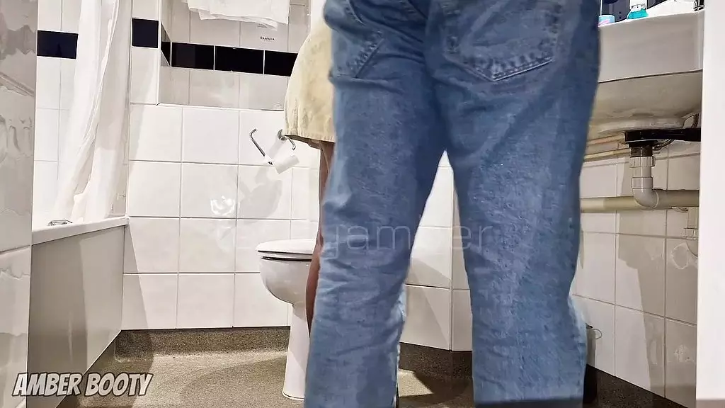 BBC Plumber Fucks Naughty Wife Amber Booty in Hotel Bathroom