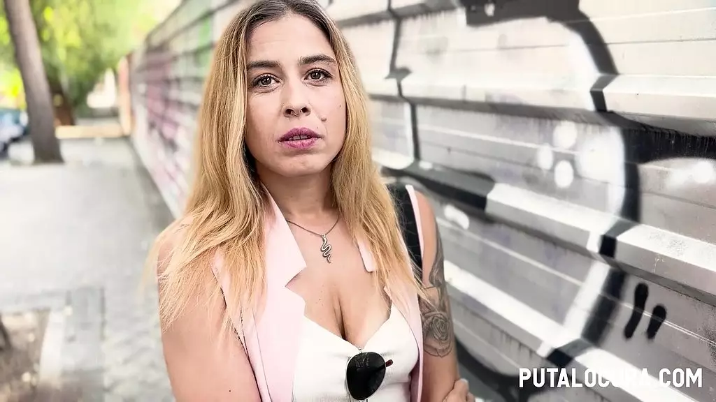 Tania Villalobos: Fucking a Horny Spanish Brunette